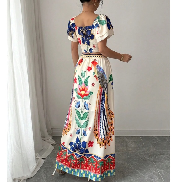 Boho Floral Print Stretchy Waist Smocked Cropped Top Skirt Set - Picture 4 of 4